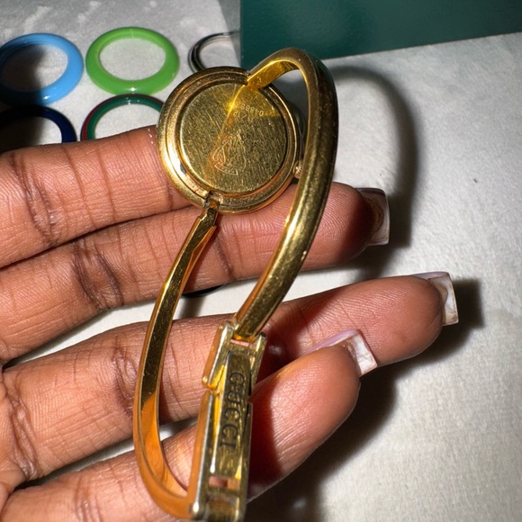 NEW BATTERY Vintage Gucci Timepieces Interchangeable Bezel - Picture 8 of 10